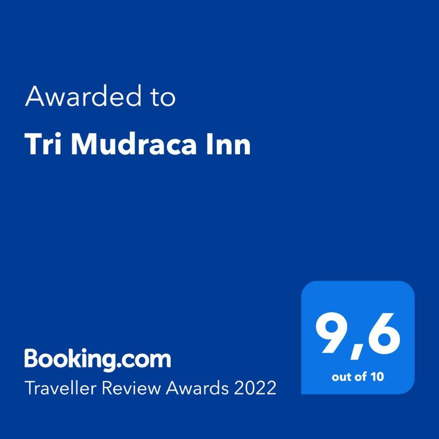 קארנאץ Tri Mudraca Inn מראה חיצוני תמונה
